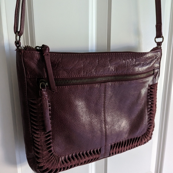 🎀 2/$15 Day & Mood Burgundy Leather Crossbody Purse - Picture 8 of 13